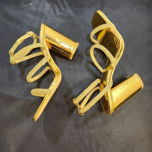 BRAND NEW OLIVIA JOHNSON BLOCK HEEL SQUARE-OPEN TOE SANDAL - Picture 9 of 15